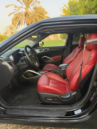 2015 Hyundai Veloster GL GCC Specs in Excellent Condition-11