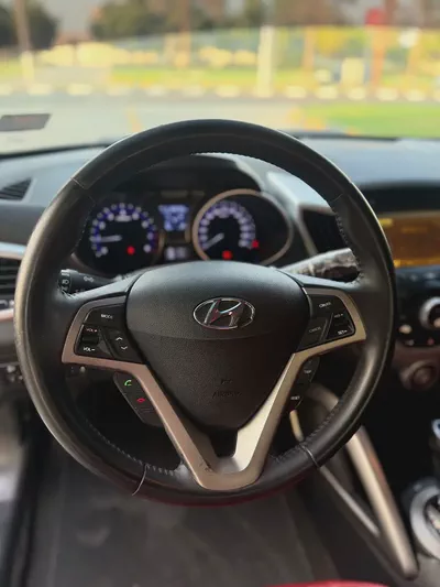 2015 Hyundai Veloster GL GCC Specs in Excellent Condition-8
