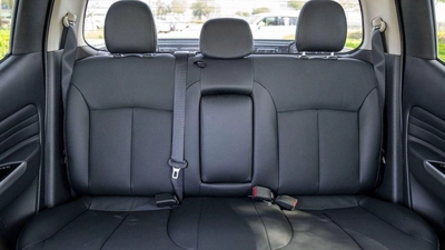 Mitsubishi L200 GLS Mitsubishi L200 Sportero 2.4L Diesel 2025-19