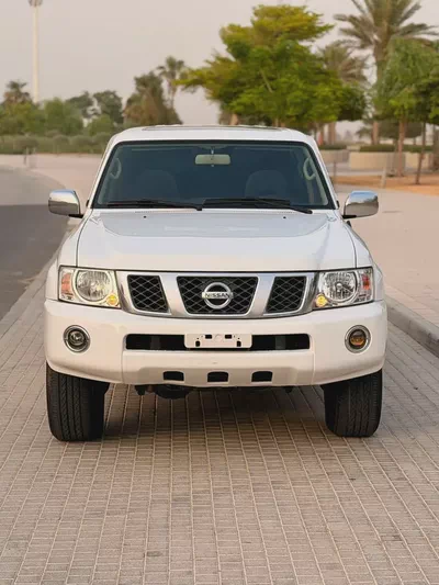 Nissan Patrol Safari 2016 GCC Specs-1