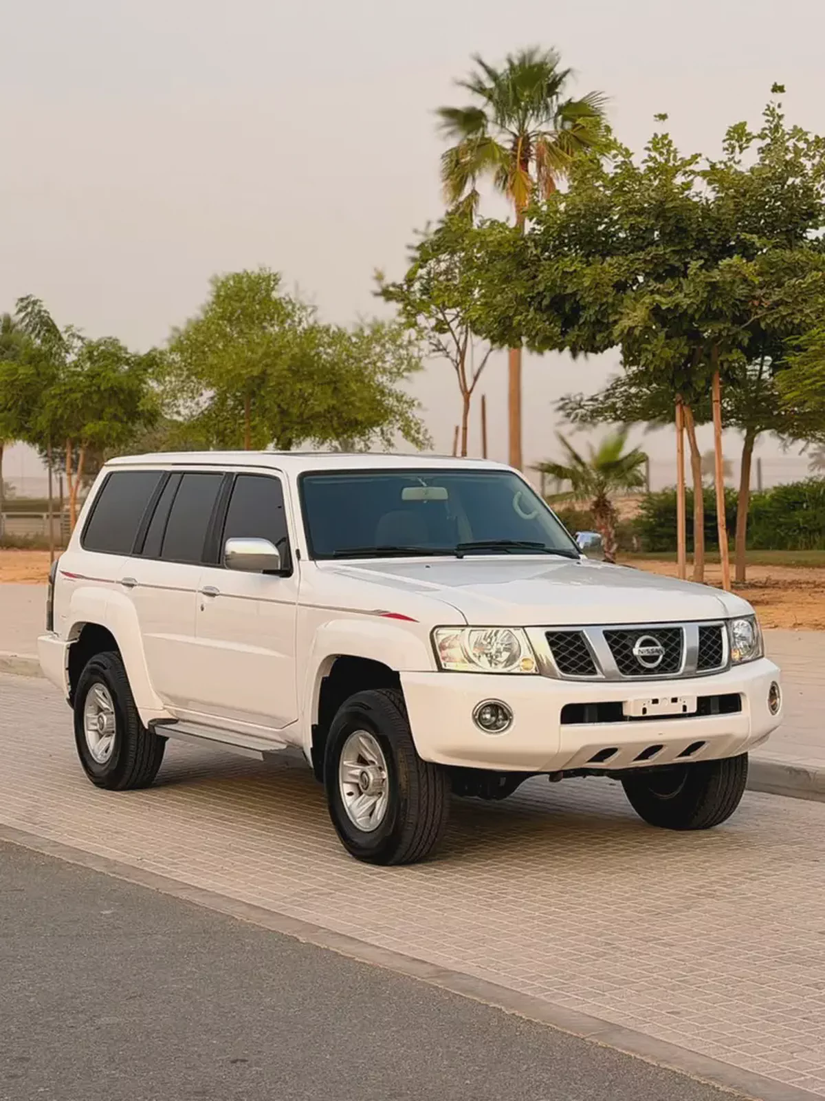 Nissan Patrol Safari 2016 GCC Specs-2-2