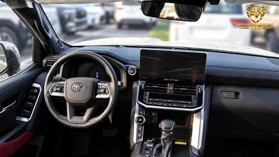 Toyota Land Cruiser VXR-10