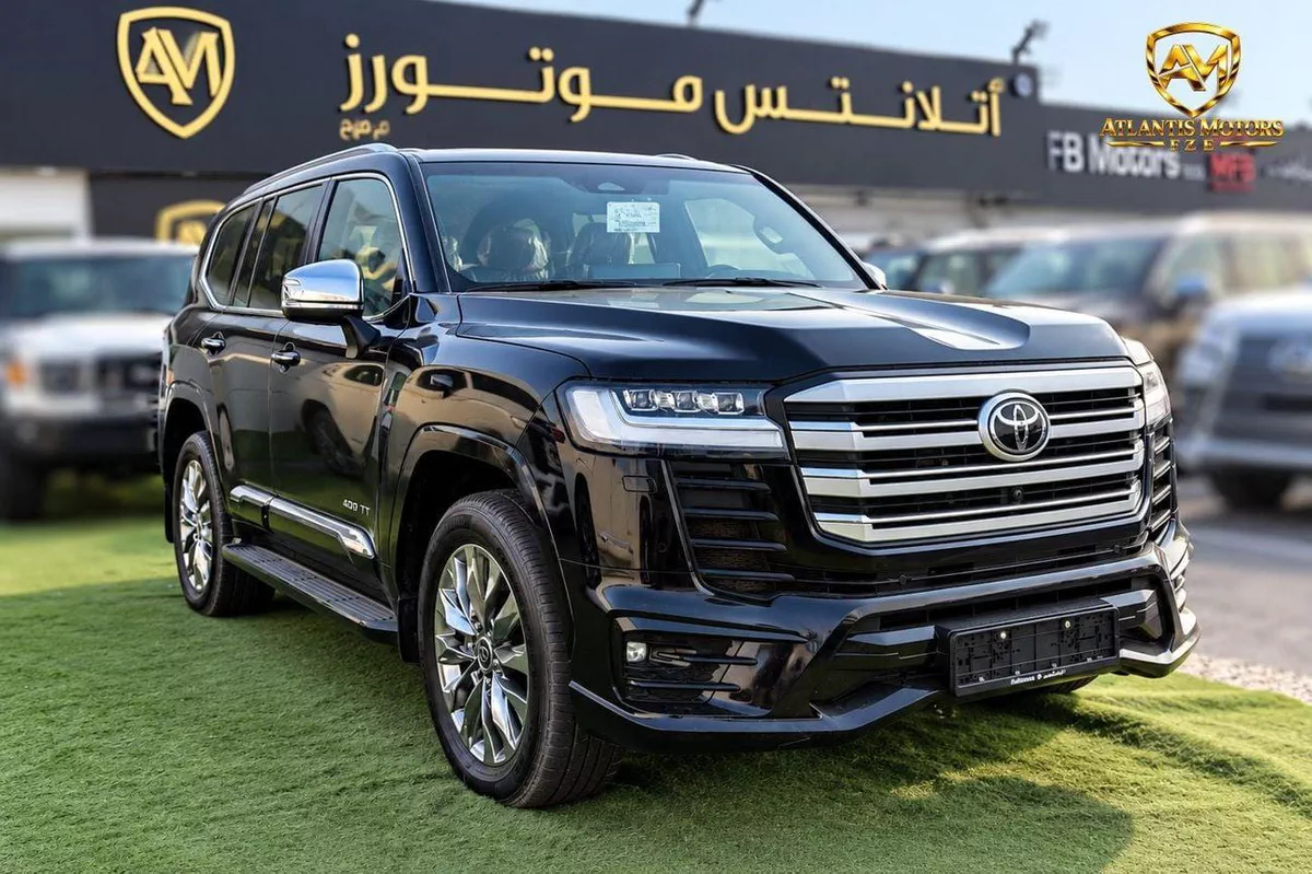 Toyota Land Cruiser VXR-1-0