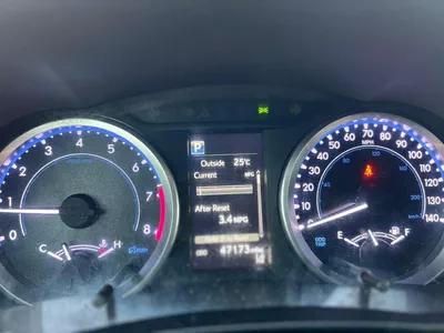 Toyota Highlander LE 2019 Toyota Highlander 3.5L V6 - AWD 4x4 - Rear Camera - Leather seat 7 --18