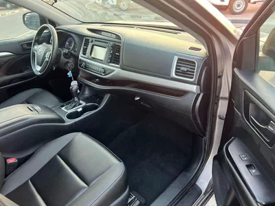 Toyota Highlander LE 2019 Toyota Highlander 3.5L V6 - AWD 4x4 - Rear Camera - Leather seat 7 --21