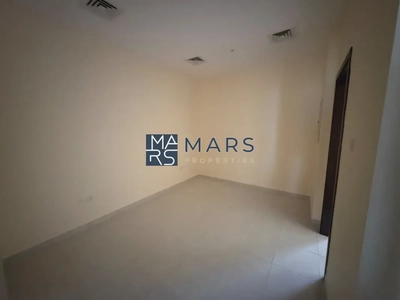 Luxurious 4bedrooms Vvilla is available for rent in barashii sharjah-17