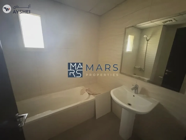 Luxurious 4bedrooms Vvilla is available for rent in barashii sharjah