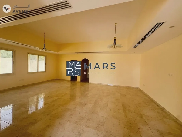 Luxurious 4bedrooms Vvilla is available for rent in barashii sharjah