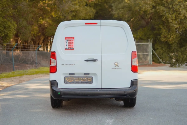 Peugeot Partner | Delivery Van | GCC Specs | Ref#P13293