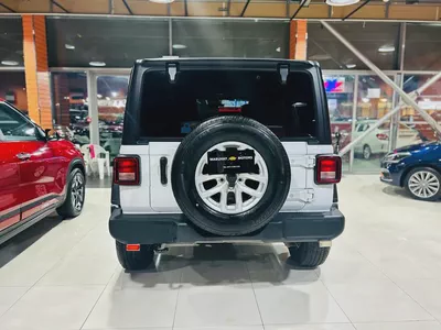 Jeep Wrangler Sport S 2023 - Canadian Specs - Perfect Condition!-4