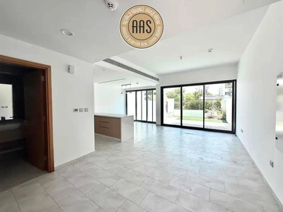MODERN STYLE BRANR NEW 3BR+MAID VILLA FOR RENT-0
