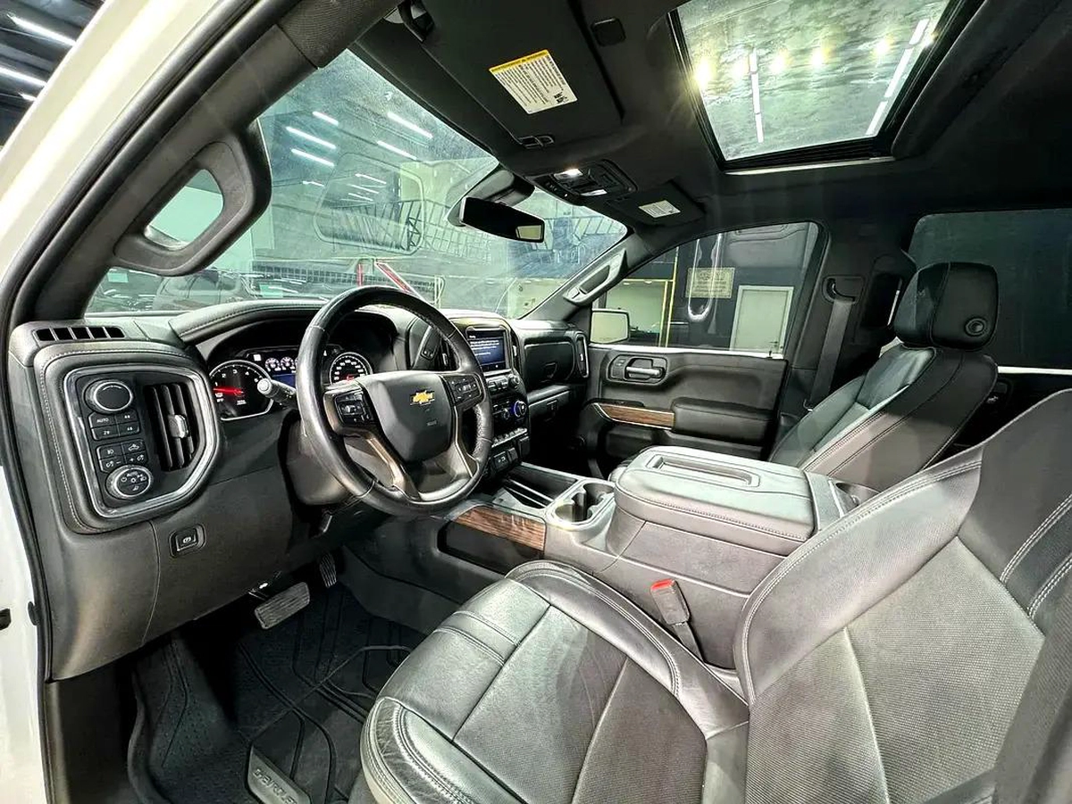 Chevrolet Silverado 1500 2022 for 120,000.00 AED-12-12