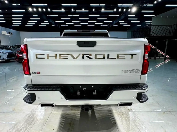 Chevrolet Silverado 1500 2022 for 120,000.00 AED