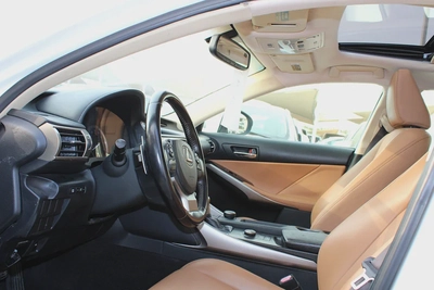 lexus is 2016 amrican-12