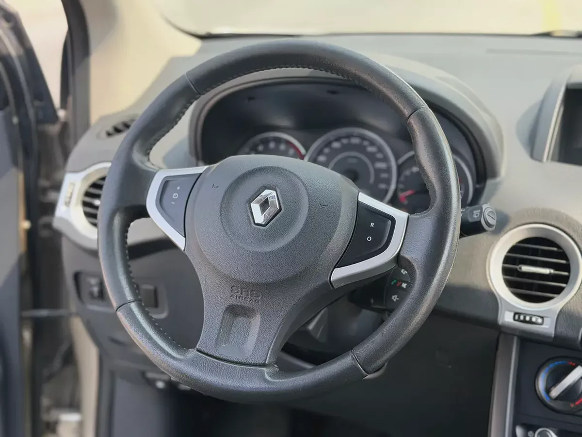 2013 Renault Koleos SE | GCC Specs-5-5