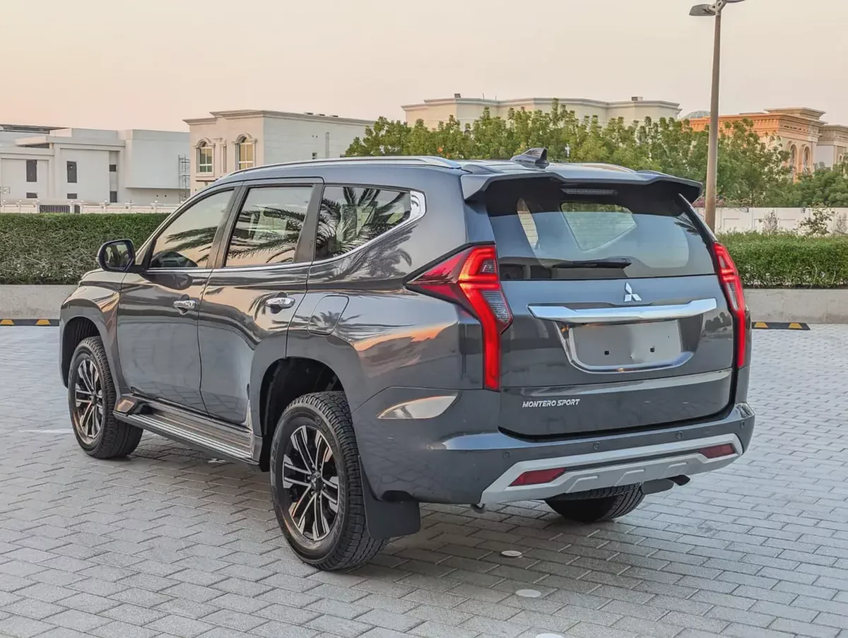 MITSUBISHI MONTERO SPORT 2021 GLS TOP LINE FULL OPTION GCC IN EXCELLENT CONDITION-15-15
