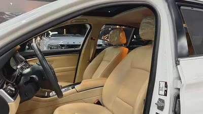 BMW 5-Series 520i Executive 2015 | GCC Specs | Low Mileage-8