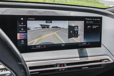BMW iX xDrive40 2022 Korean Specs - Electric Luxury SUV-17