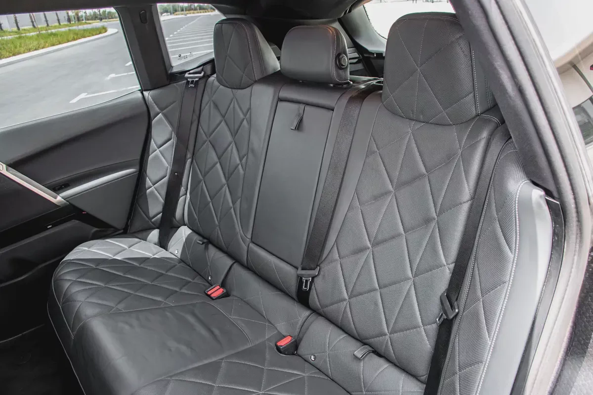 BMW iX xDrive40 2022 Korean Specs - Electric Luxury SUV-8-8