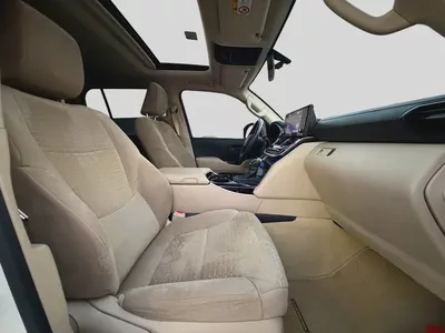 TOYOTA LAND CRUISER EXR | 4.0L V6 | 7-SEATER | 2022 GCC-15