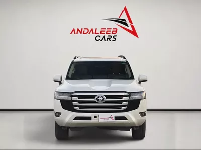 TOYOTA LAND CRUISER EXR | 4.0L V6 | 7-SEATER | 2022 GCC-1