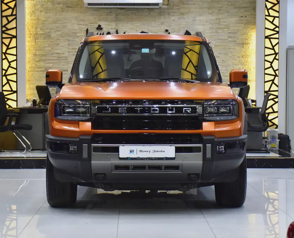 AED 3,570 EMi for 5Yrs | Jetour G700 Flagship / Ivory ( 2026 Model ) in Orange Color Color GCC Specs