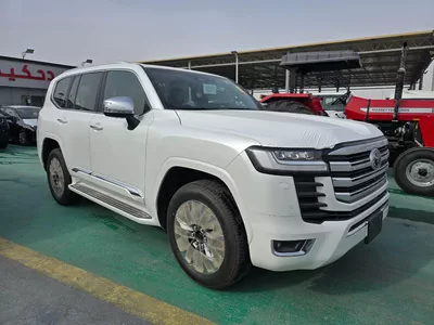 TOYOTA LAND CRUISER LC300 VXR 3.3L-0