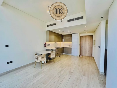Stunning View • Best Option • Chiller Free • Luxurious & Spacious • 1Bhk Available-4