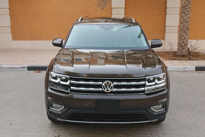 VOLKSWAGEN TERAMONT SEL V6 4MOTION - GCC SPECS - FULL SERVICE HISTORY FROM AGENCY - ACCIDENT FREE --6