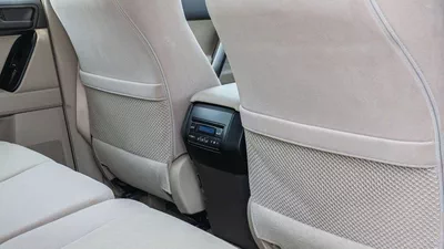 Toyota Prado GXR 4.0P AT MY2023 - BLACK-18