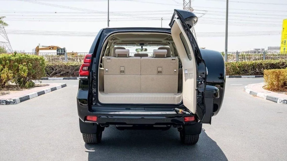 Toyota Prado GXR 4.0P AT MY2023 - BLACK-9-0