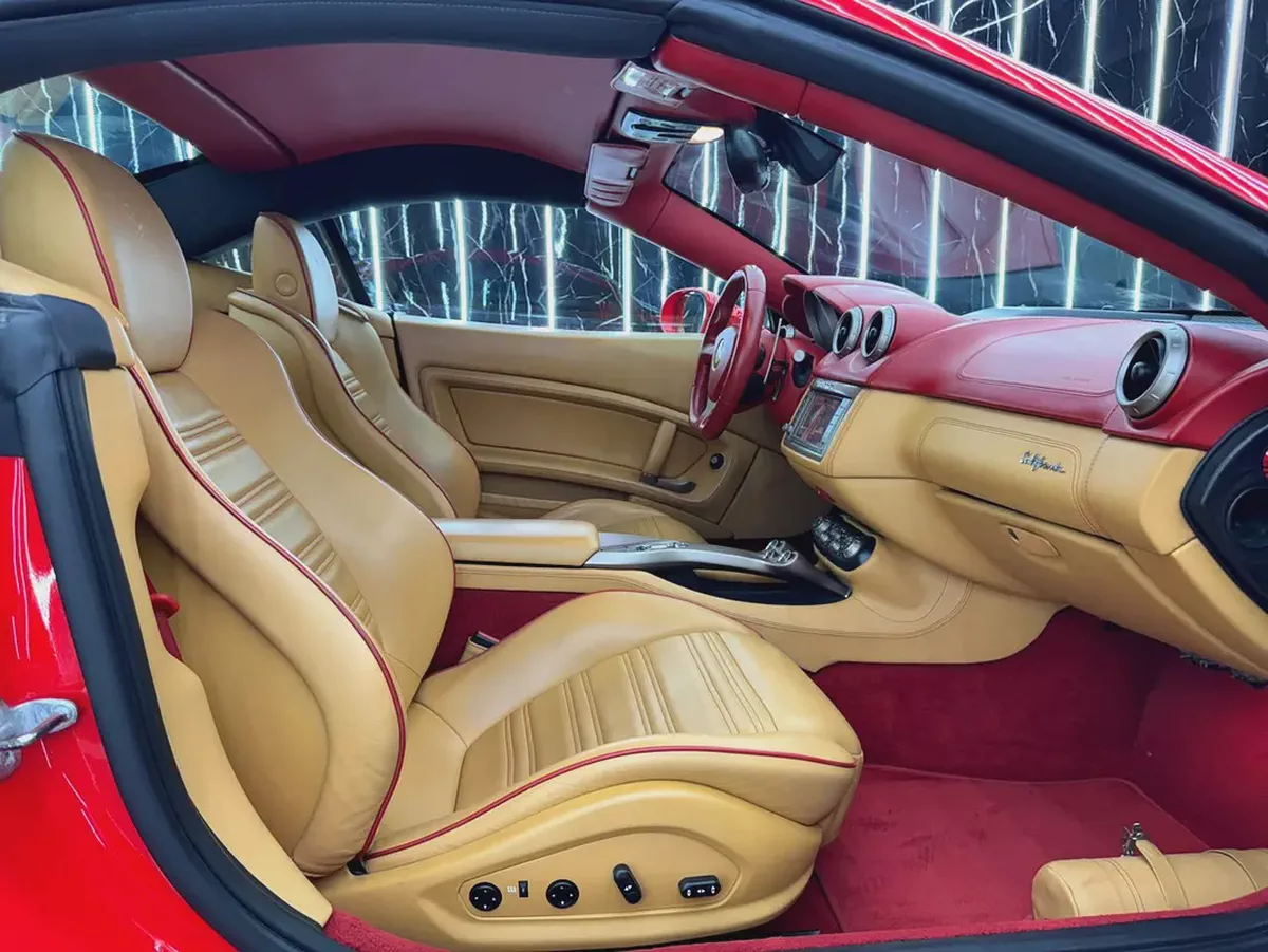 2013 Ferrari California | GCC | Excellent Condition-10-10