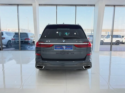 BMW X7 xdrive 50i  رمادي / بيج 2019 خليجي-5