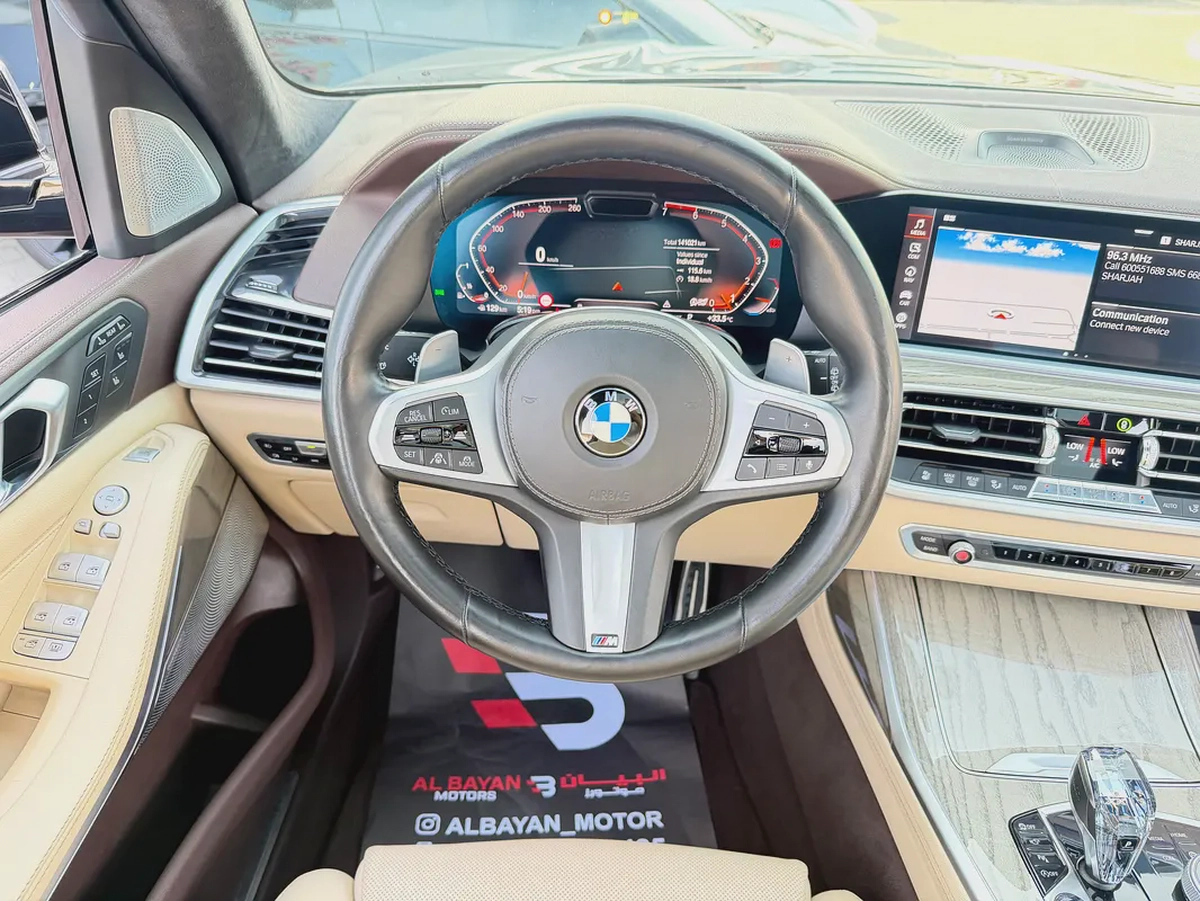 BMW X7 xdrive 50i رمادي / بيج 2019 خليجي-9-9