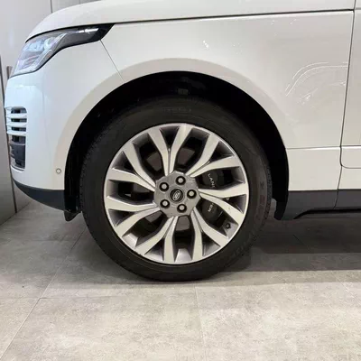 Land Rover Range Rover SE 2020 GCC specs-22