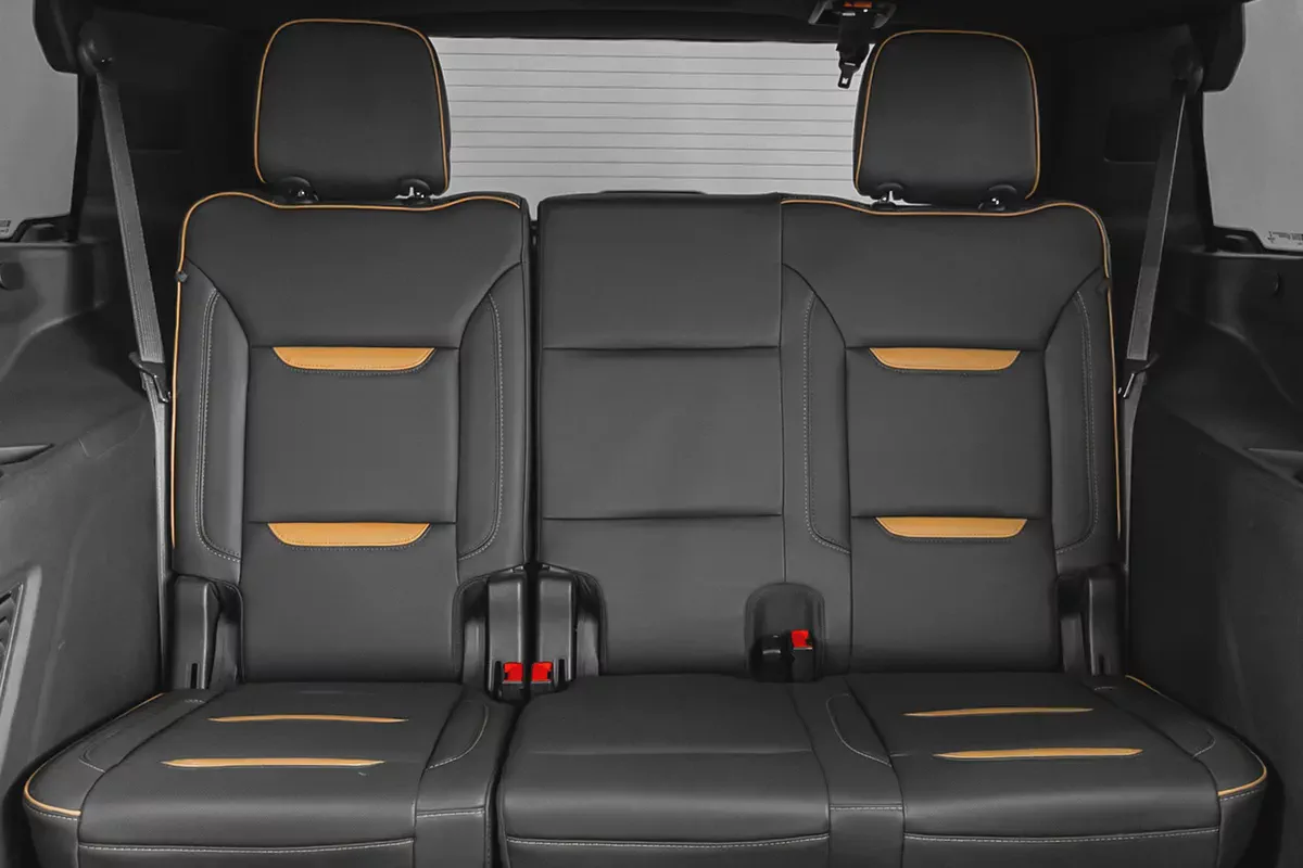 3,832 AED / 60 months | 0% DP | 2023 GMC Yukon AT4 / GMC Service History-13-13