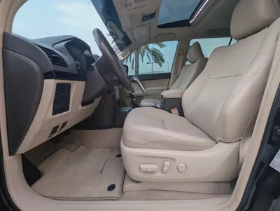 2022 Toyota Prado TXL Top Full Option GCC specs V6 4.0L Excellent Condition-11