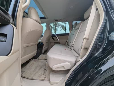 2022 Toyota Prado TXL Top Full Option GCC specs V6 4.0L Excellent Condition-14