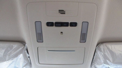Toyota Granvia PREMIUM-15