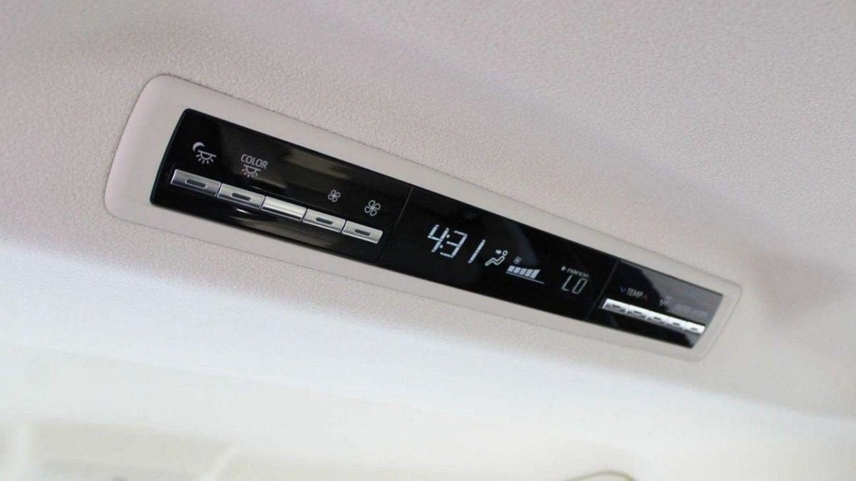 Toyota Granvia PREMIUM-13-0