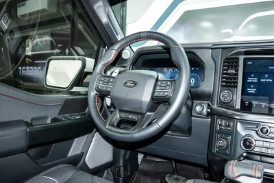 Ford F-Series Pickup Raptor-17