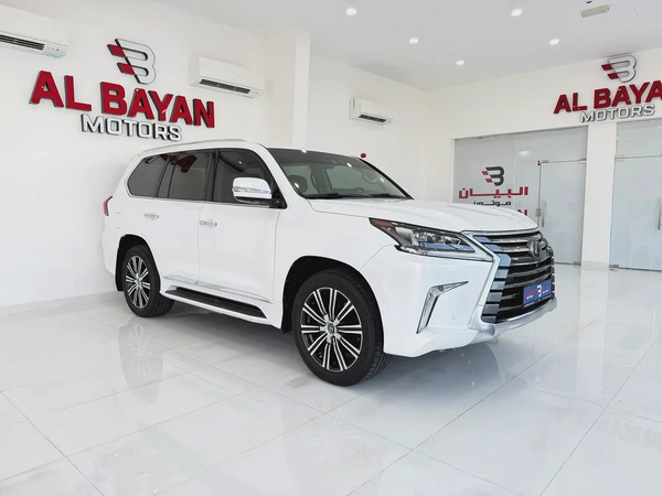 لكزس LX570 بلاتينيوم ابيض / بيج 2020 (الفطيم)
