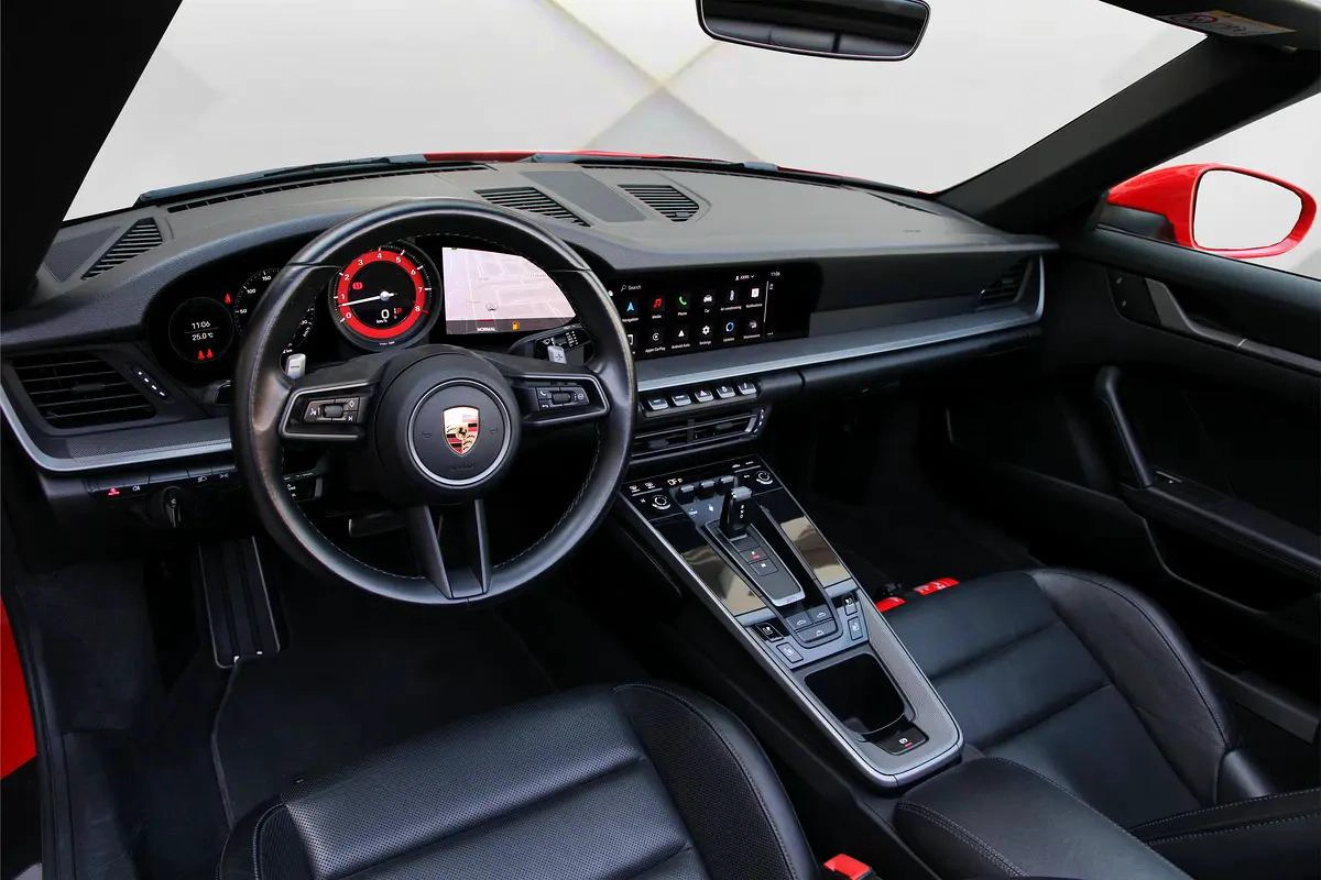 PORSCHE CARRERA 911 CABRIOLET -2022 - GCC - FULLY LOADED - ORIGINAL PAINT - AMAZING CONDITION-13-13