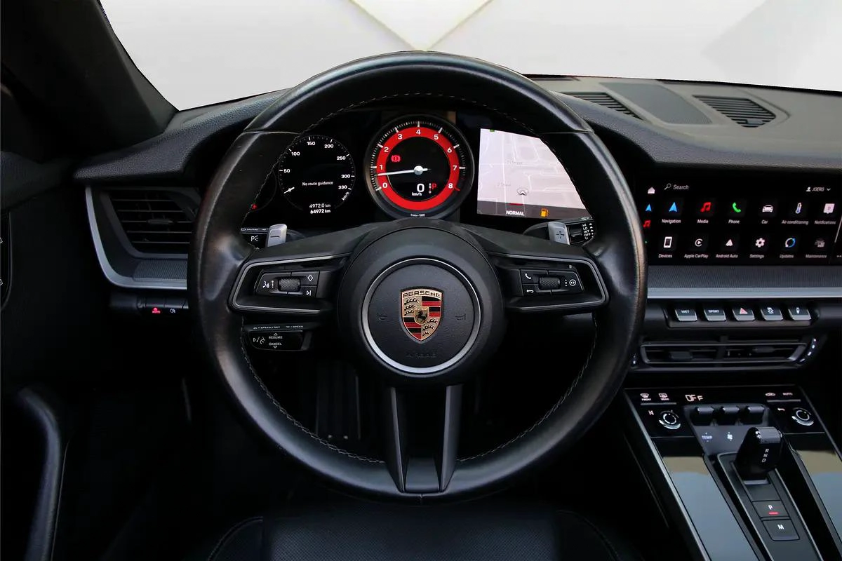 PORSCHE CARRERA 911 CABRIOLET -2022 - GCC - FULLY LOADED - ORIGINAL PAINT - AMAZING CONDITION-15-15