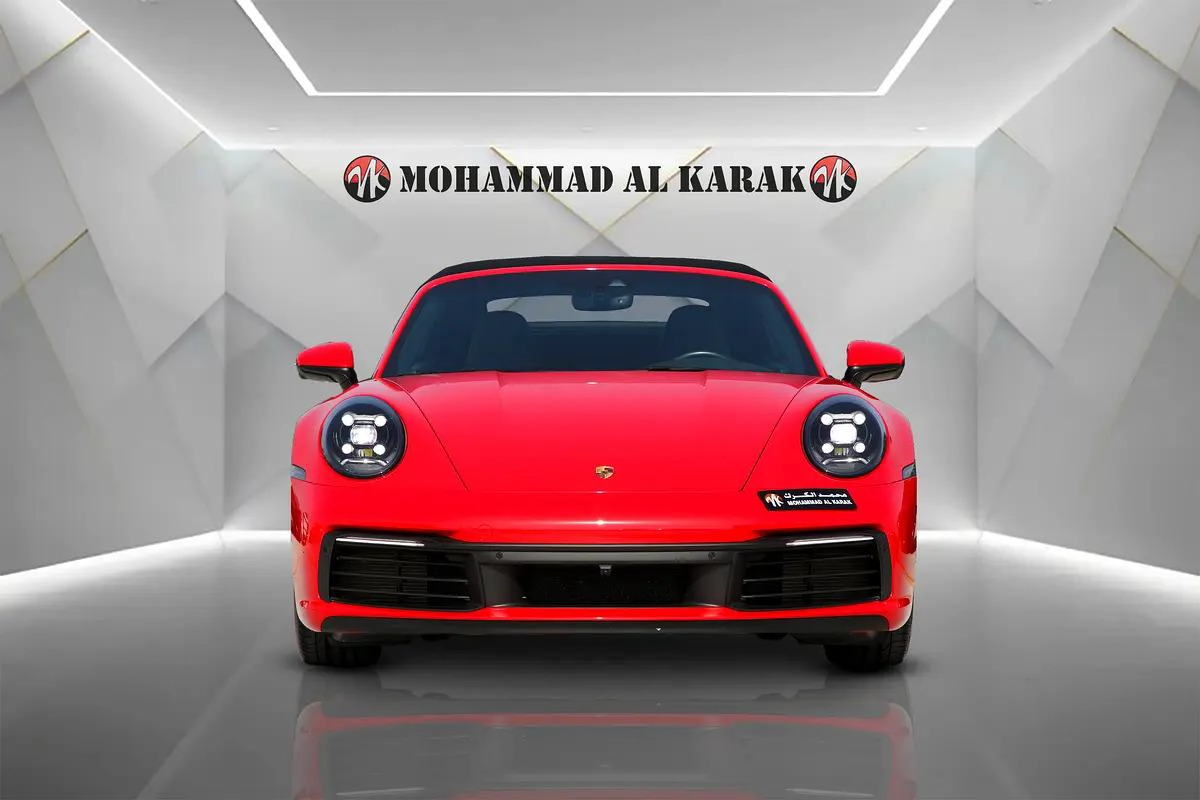PORSCHE CARRERA 911 CABRIOLET -2022 - GCC - FULLY LOADED - ORIGINAL PAINT - AMAZING CONDITION