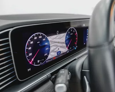 MERCEDES GLE450 - AMG KIT - 2024 - 7SEATER - GCC - GARGASH WARRANTY AND SERVICE CONTRACT-12