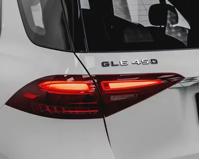 MERCEDES GLE450 - AMG KIT - 2024 - 7SEATER - GCC - GARGASH WARRANTY AND SERVICE CONTRACT-4