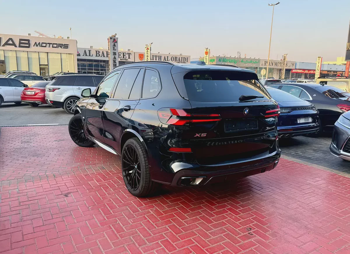 2025 BMW X5 xDrive40i M Sport - American Specs-3-3