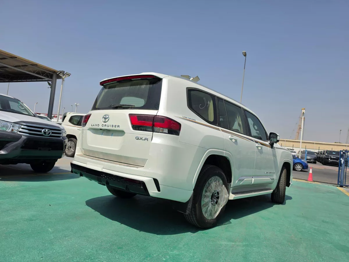 TOYOTA LAND CRUISER LC300 GXR 4.0L V6 PETROL 2026 – FULL OPTION-1-1