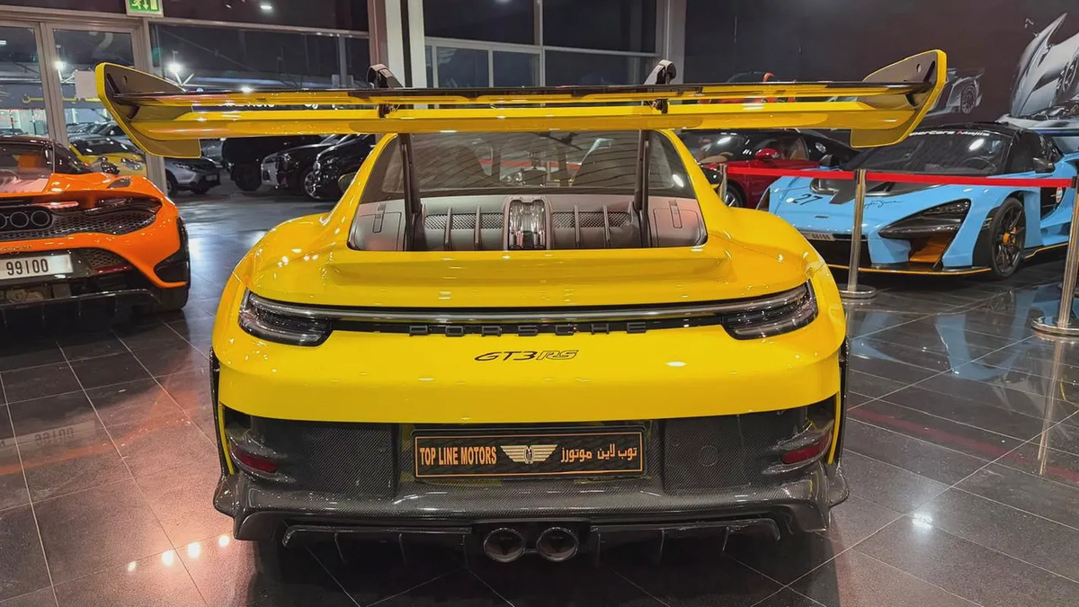 PORSCHE CARRERA /911 GT3 RS, GCC, AL NABODAH WARRANTY, FULL SERVICE HISTORY, FULL CARBON PACKAGE-12-12